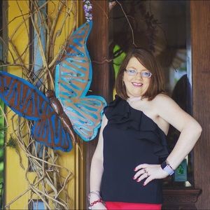 Meet your Posher, Crystal